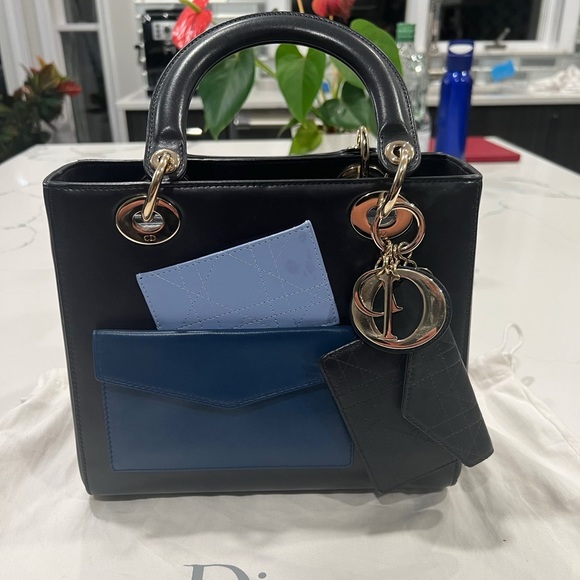SOLD Christian Dior Leather Navy Blue Bag - Picture 3 of 9